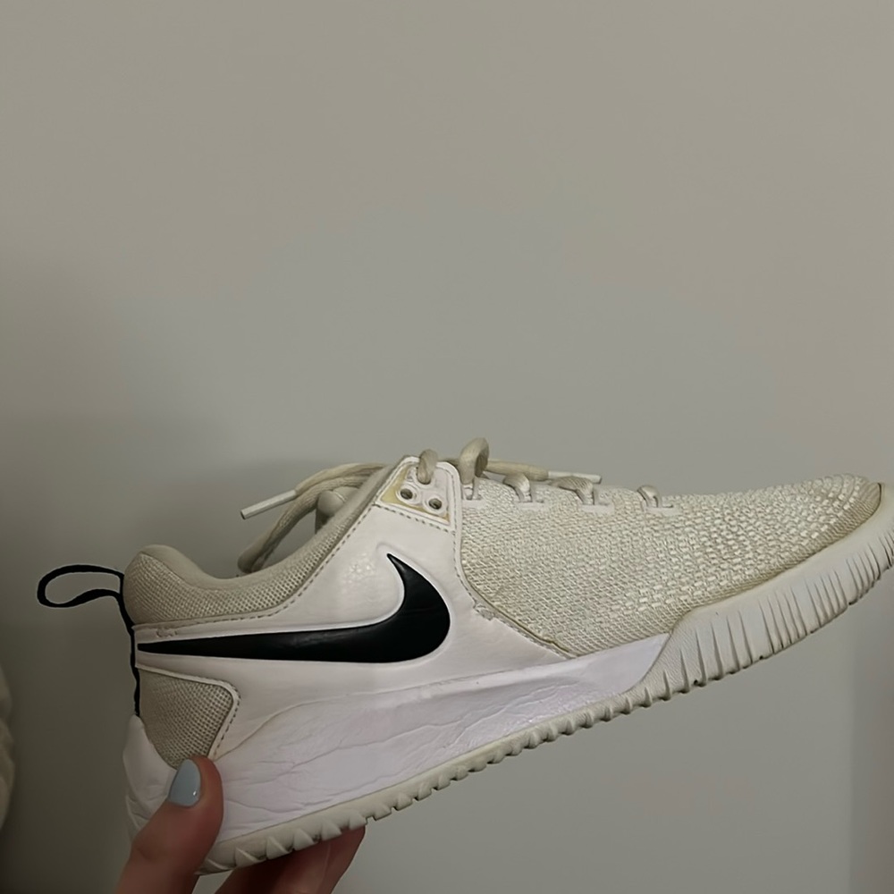 Nike Women’s Volleyball Shoes